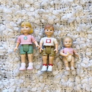 Fisher Price ‘98 Loving Family Dollhouse Kids